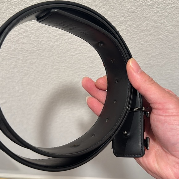 Louis Vuitton Belt - Picture 8 of 8